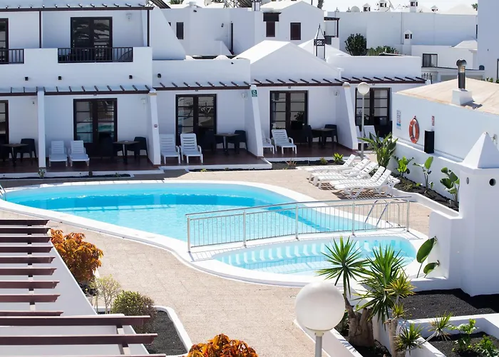 Aparthotel La Laguneta